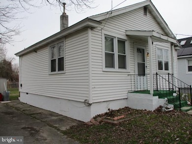 146 N Dolbow Ave, Penns Grove, NJ 08069 - photo 5