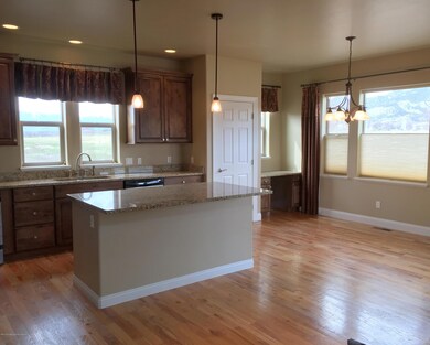 kitchen-dining area