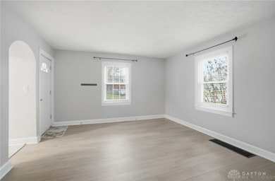 413 Spring Ave, Franklin, OH 45005 - photo 7