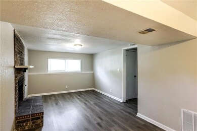 19801 E Millhaven St, Independence, MO 64056 - photo 5