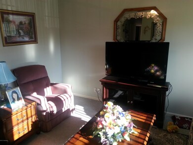 8401 Cloverport Dr, Louisville, KY 40228 - photo 3