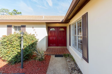 8055 Stargrass Ct, Jacksonville, FL 32210 - photo 4