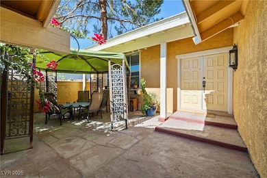 5220 Ganado Dr, Las Vegas, NV 89103 - photo 7