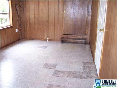 Rec room/ could be 3rd bedroom
