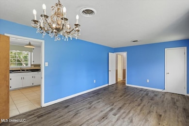 703 Franklin Dr, Clinton, MS 39056 - photo 7