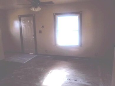 unlisted-address, Lansing, MI 48910 - photo 4