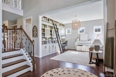 Office Library with Custom Built-in Bookshelves/Ca