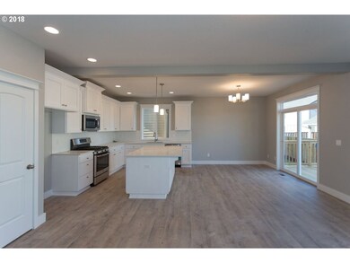 1840 N Daniel Dr, Newberg, OR 97132 - photo 2