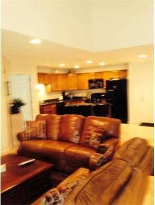 216 Reservoir St unit 302, Holden, MA 01520 - photo 4