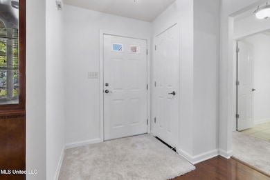 6-web-or-mls-7888 Shelburne Ln-05