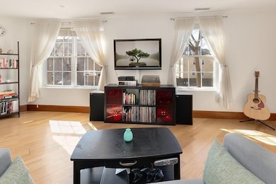 2440 Massachusetts Ave unit 27, Cambridge, MA 02140 - photo 2