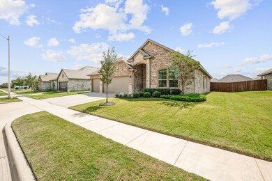509 Smart Strike Trail, Granbury, TX 76049 - photo 4