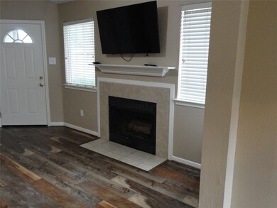 8578 Pool Creek Dr, Houston, TX 77095 - photo 6