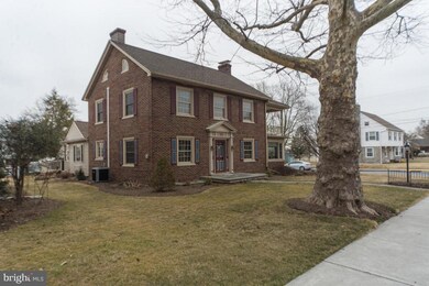 101 W Conestoga St, New Holland, PA 17557 - photo 2