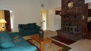 2410 Burnette Dr, Greensboro, NC 27406 - photo 4