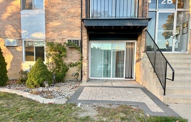2B E Dundee Quarter Dr unit 101, Palatine, IL 60074 - photo 3