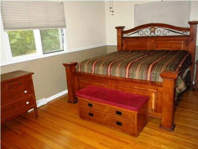 XL Master Bedroom with Walk in Closet & Private Ba