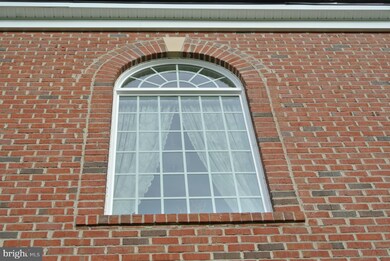 9802 Snow Bird Ln, Laurel, MD 20723 - photo 2