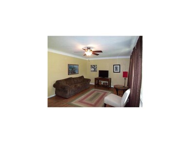 Living Room. Plastered walls, cove ceilings, new p