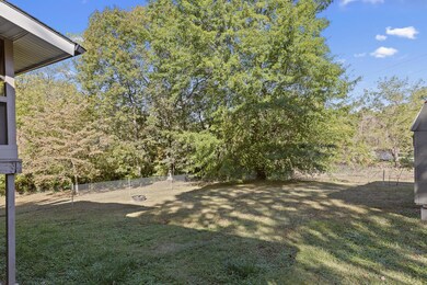 3305 Weeks Cir NE, Cleveland, TN 37312 - photo 5