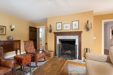 4 living room-119
