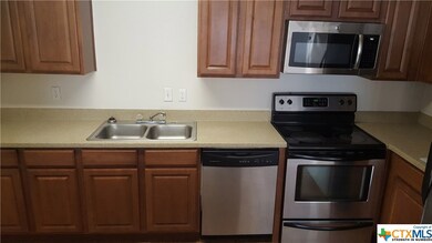 205 Craddock Ave unit G3, San Marcos, TX 78666 - photo 3