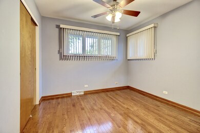 3N470 Willow Rd, Elmhurst, IL 60126 - photo 5