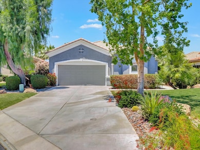 002-80418 Dumphries Court-2