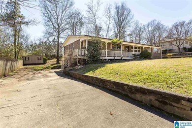 913 27th Ave NE, Center Point, AL 35215 - photo 4