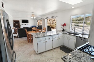 Kitchen to Eat-In Area