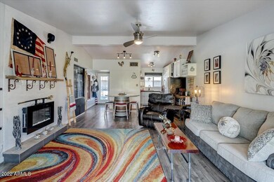 05-N Fairway Ct E-005