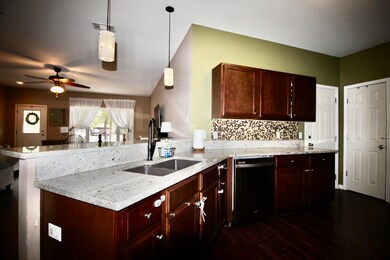 6C6FD8AA-5365-408A-B359-E2241283DFF1_1_2