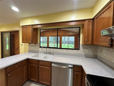 10119 SW 39th Place, Gainesville, FL 32608 - photo 3