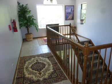 310 Village Creek Dr unit 2C, Lake In the Hills, IL 60156 - photo 4