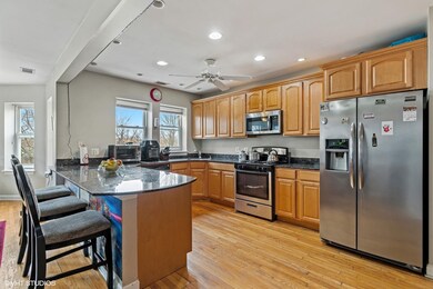 6153 N Richmond St unit 3S, Chicago, IL 60659 - photo 5