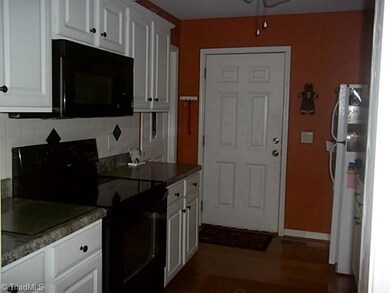 804 Carowood Dr, Asheboro, NC 27205 - photo 7