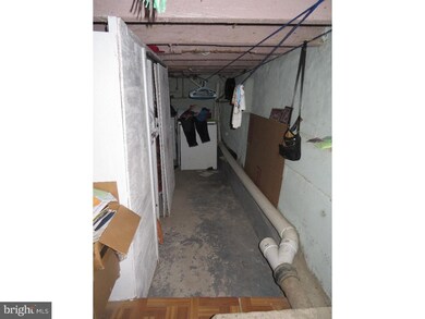 346 Locust St, Reading, PA 19604 - photo 7