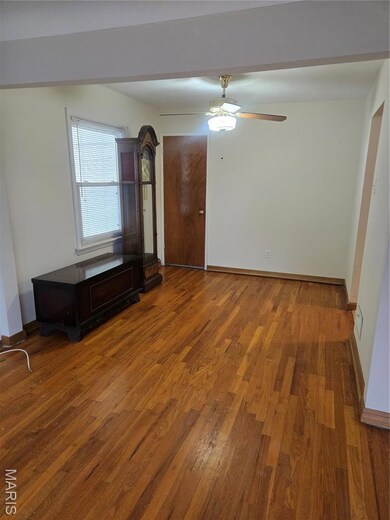 1807 W Clark St, Saint Charles, MO 63301 - photo 6