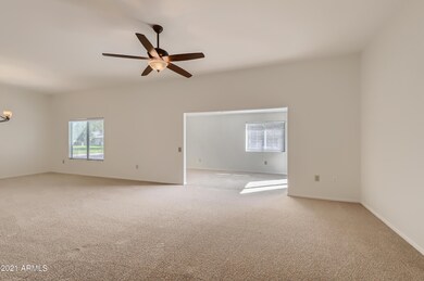 10201 W Highwood Ln, Sun City, AZ 85373 - photo 4
