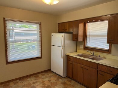 1751 Greene Ct unit C, Aurora, IL 60506 - photo 3