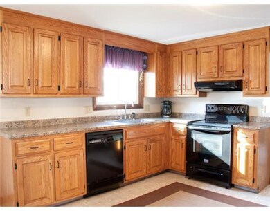 6 Bear Hill Rd, Milford, MA 01757 - photo 4