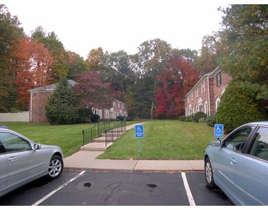 501 Windsor Dr unit 501, Framingham, MA 01701 - photo 6