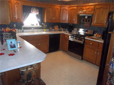 613 E Buchanan St, Prairie Grove, AR 72753 - photo 4