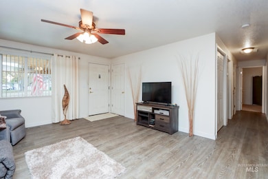 690 Harmon Way, Middleton, ID 83644 - photo 5