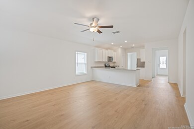 11832 Luckey Villa, San Antonio, TX NULL - photo 7