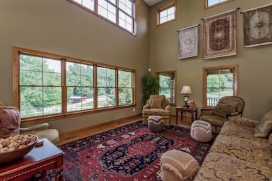 009-Living_Room-1903165-large