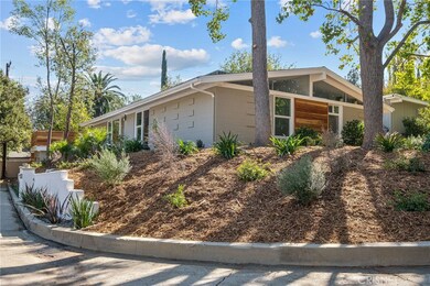 4824 Peonia Rd, Woodland Hills, CA 91364 - photo 3