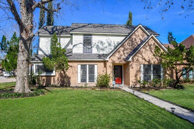 5422 Holly View Dr, Houston, TX 77091 - photo 2