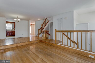 1525 Templeton Place, Rockville, MD 20852 - photo 3