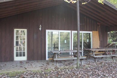 565 Edgewater Rd, Burnside, KY 42519 - photo 4